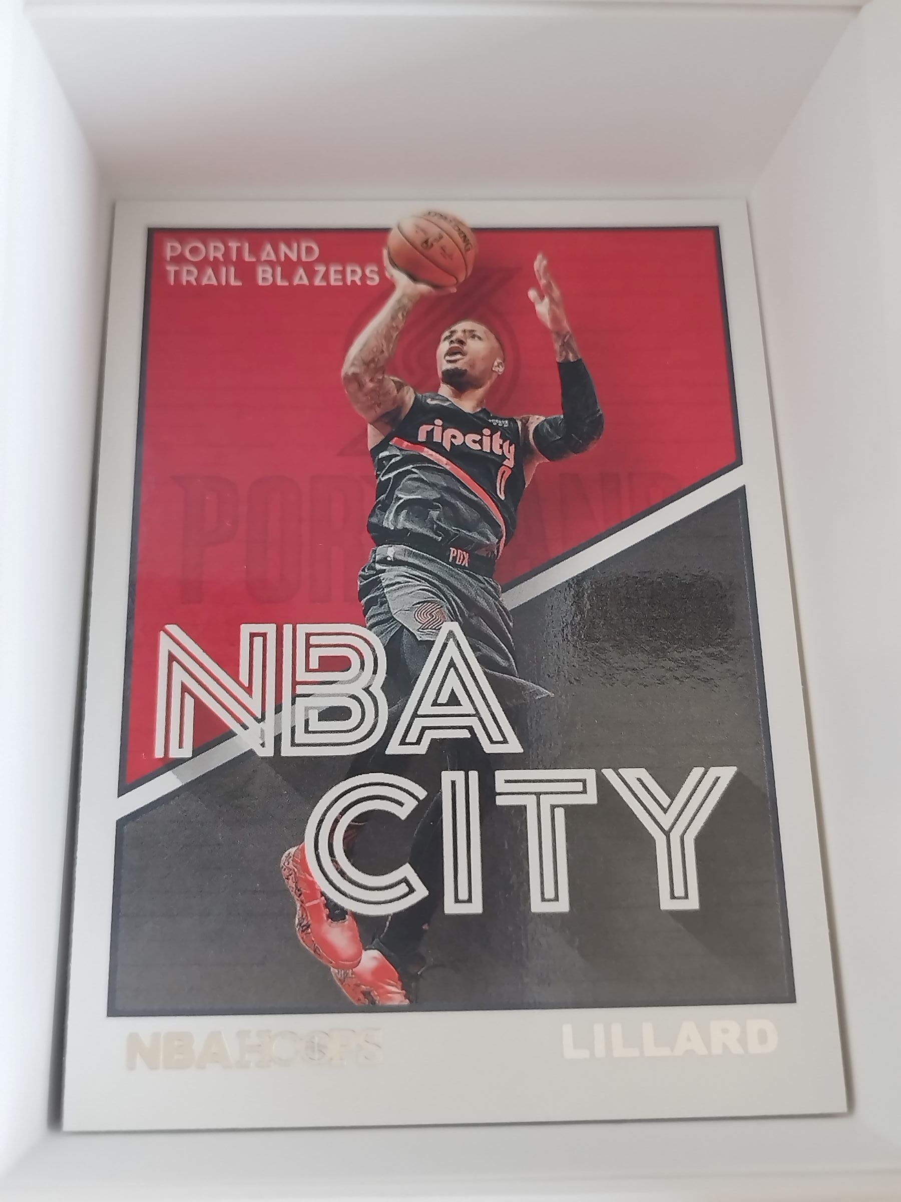 2019-20 Panini NBA Hoops Premium Stock · NBA City #6 · Damian Lillard