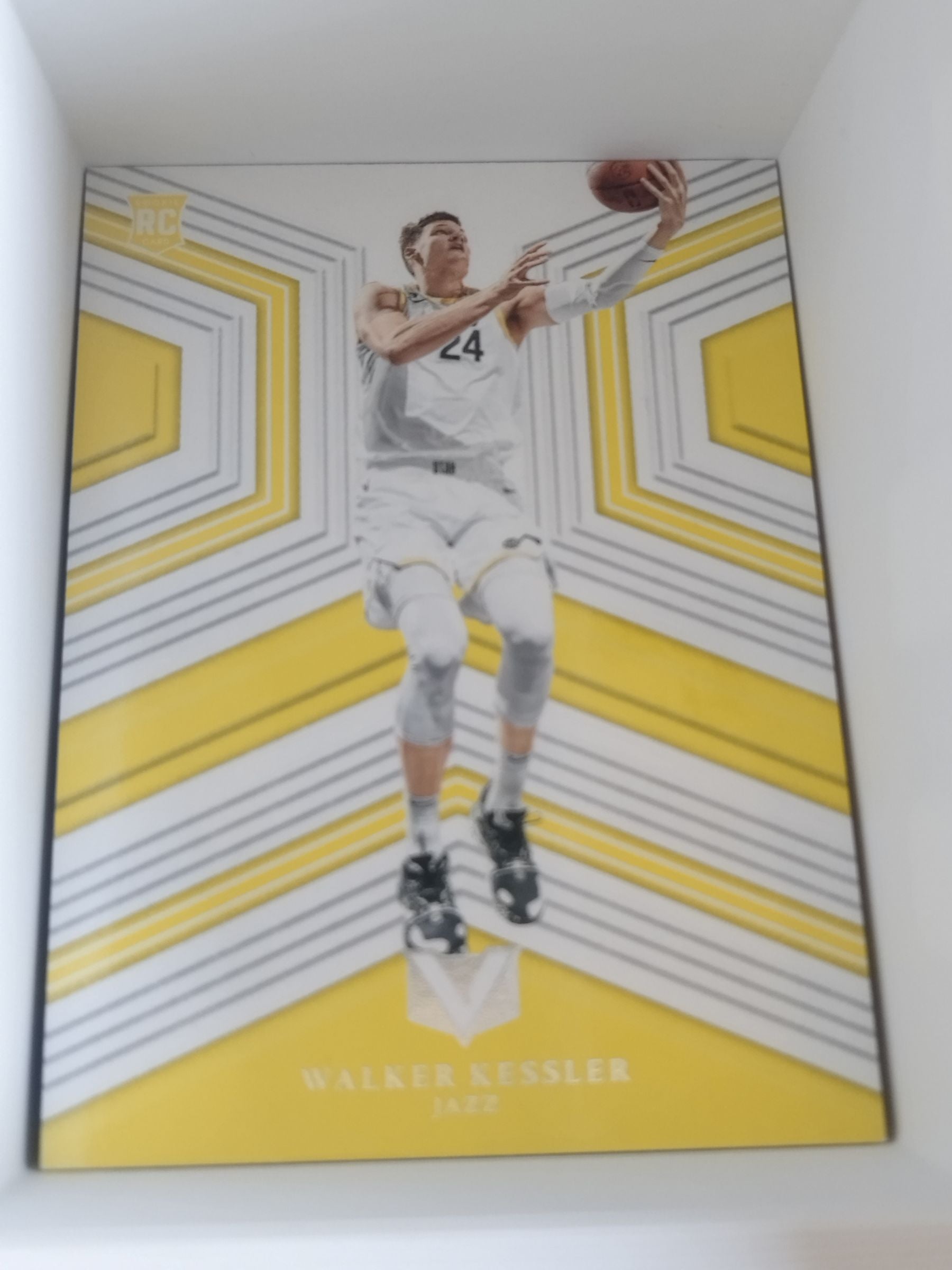 Walker Kessler RC Vertex — 2022-23 Panini Chronicles #177