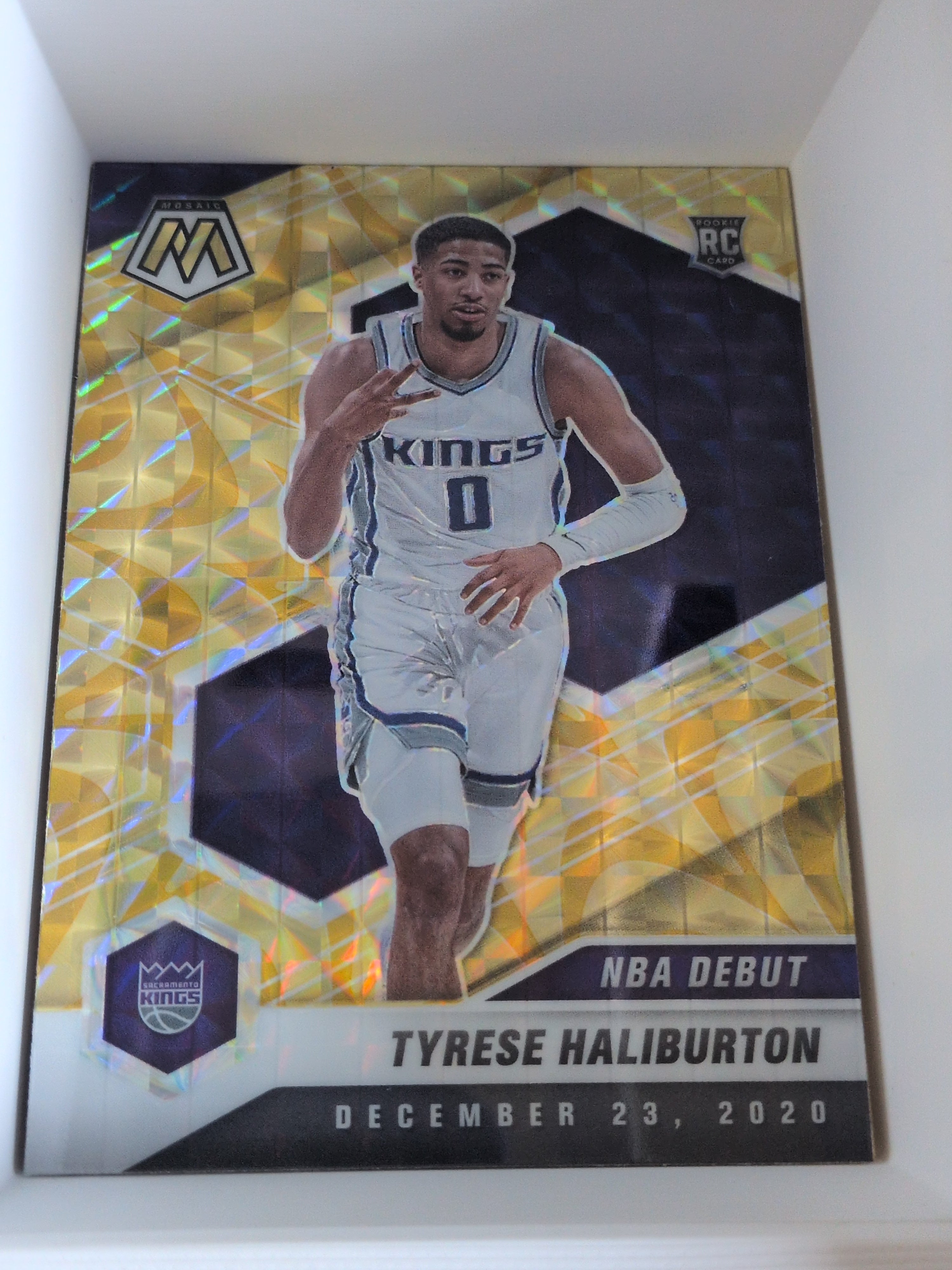 Tyrese Haliburton 2020-21 Panini Mosaic Reactive Yellow Prizm NBA Debut #264