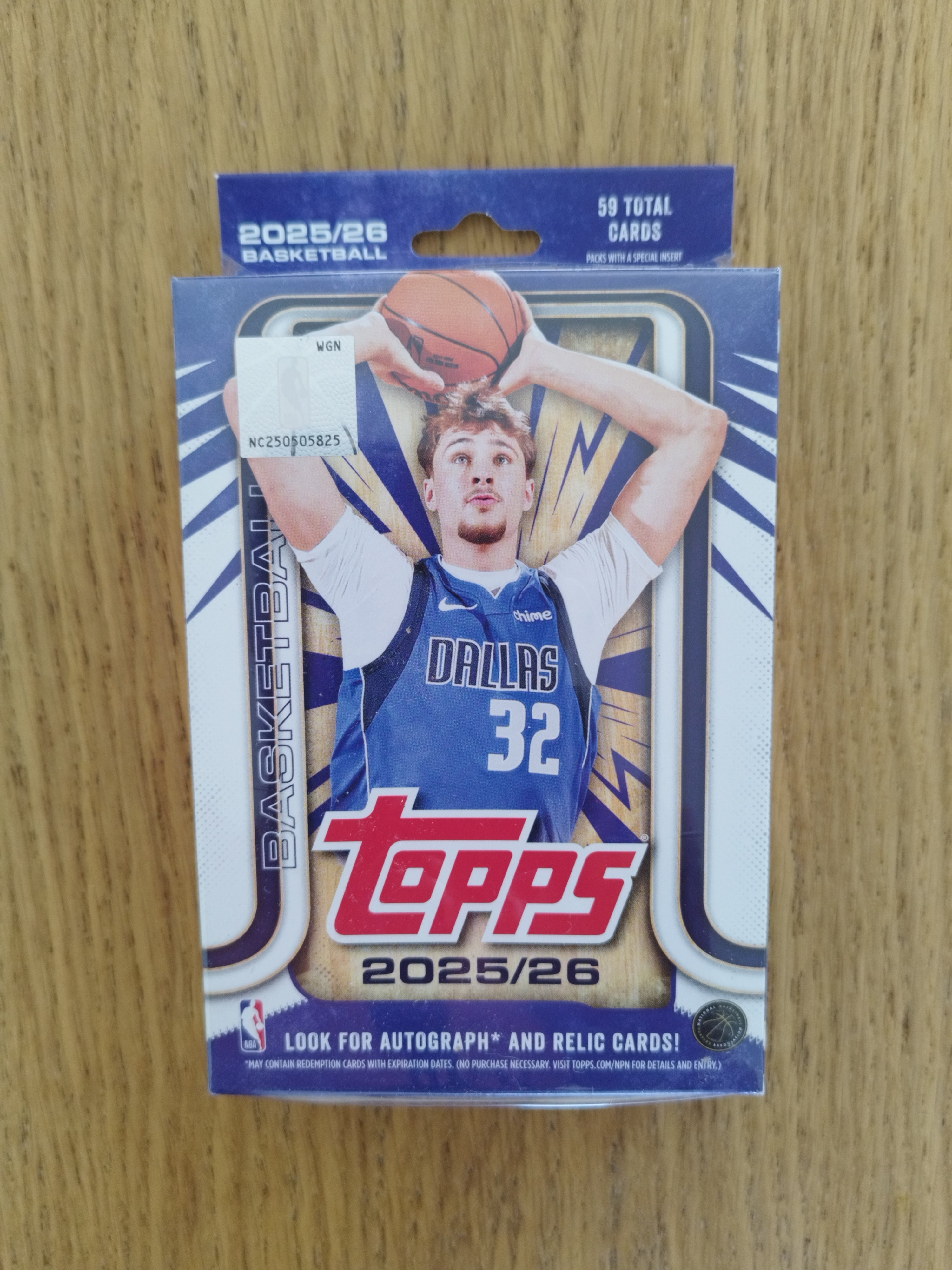 2025/26 Topps Basketball Hanger Box