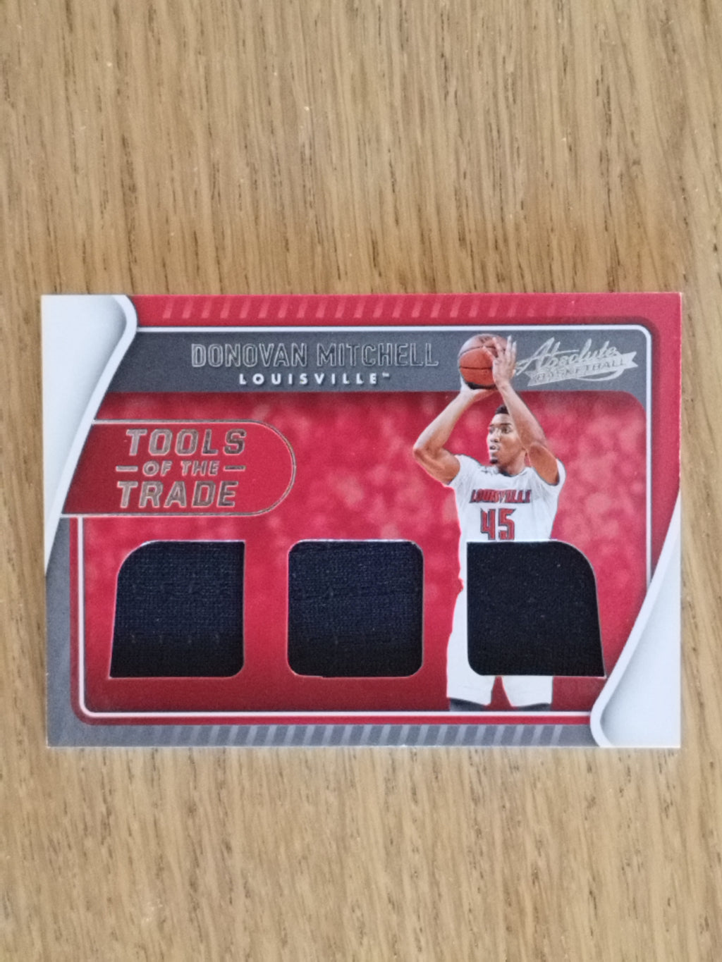 Donovan Mitchell 2022 Panini Chronicles Draft Picks Absolute Tools of the Trade #10