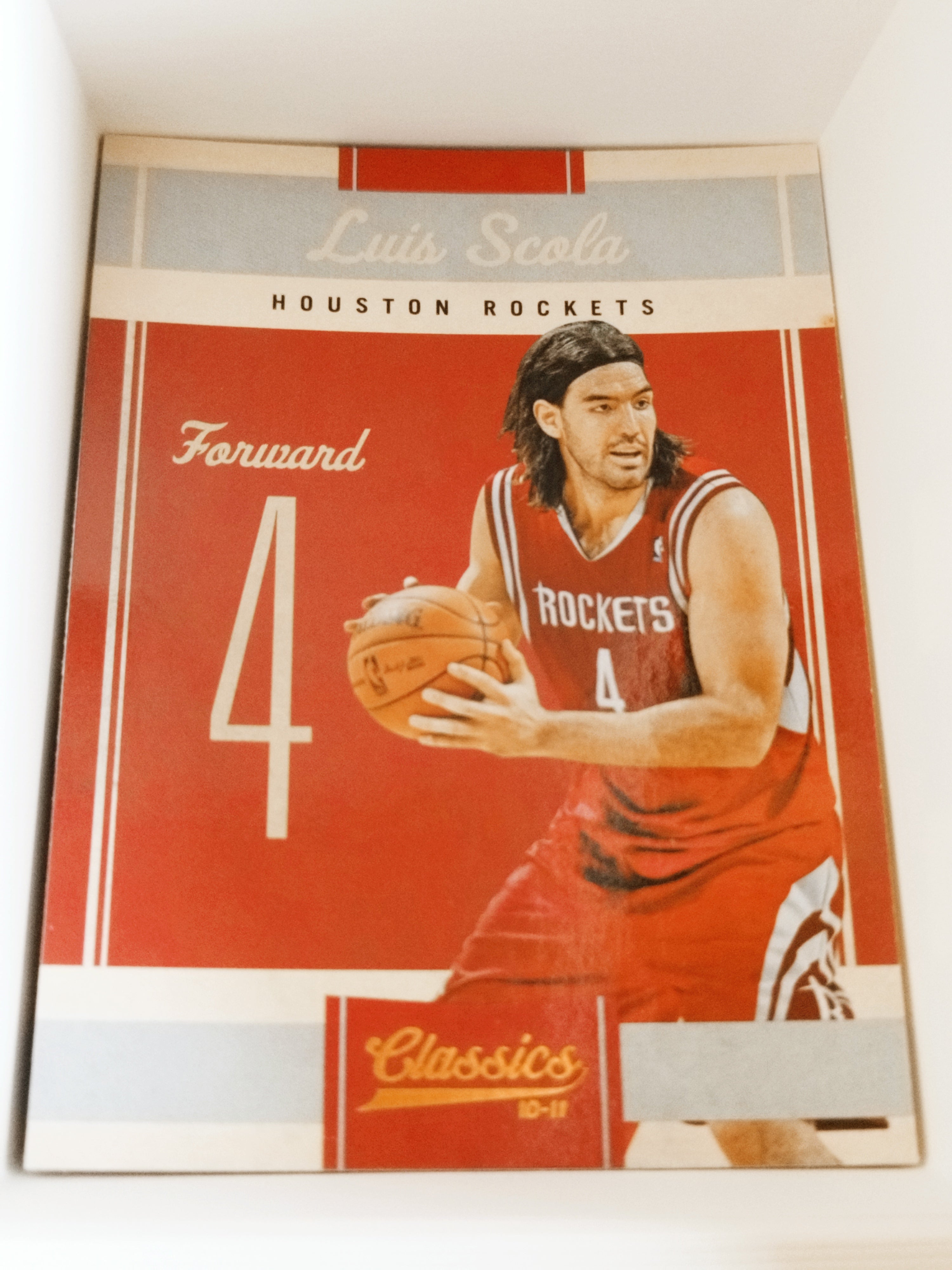 2010-11 Panini Classics #16 - Luis Scola