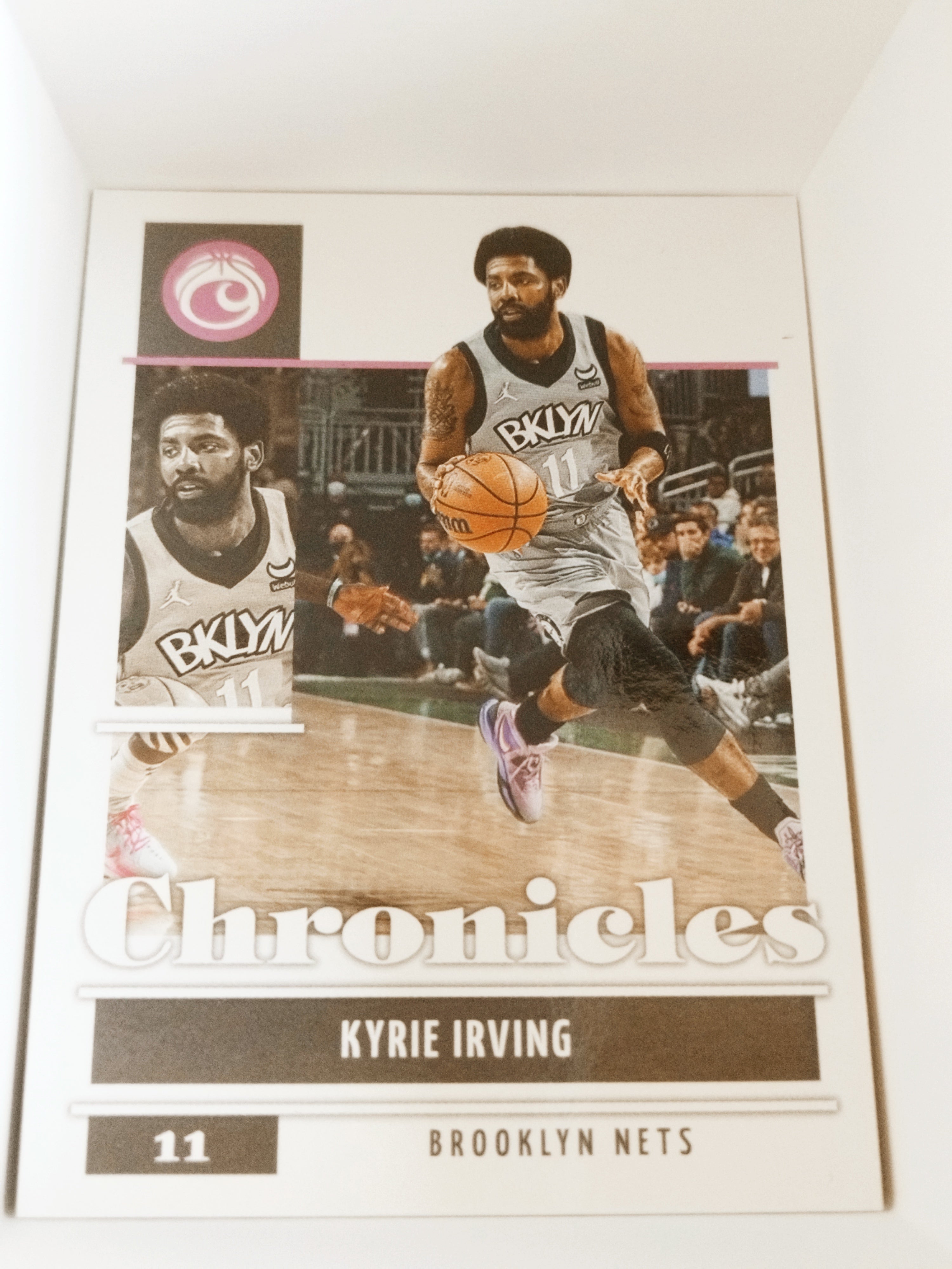 2021-22 Panini Chronicles - Pink #18 - Kyrie Irving