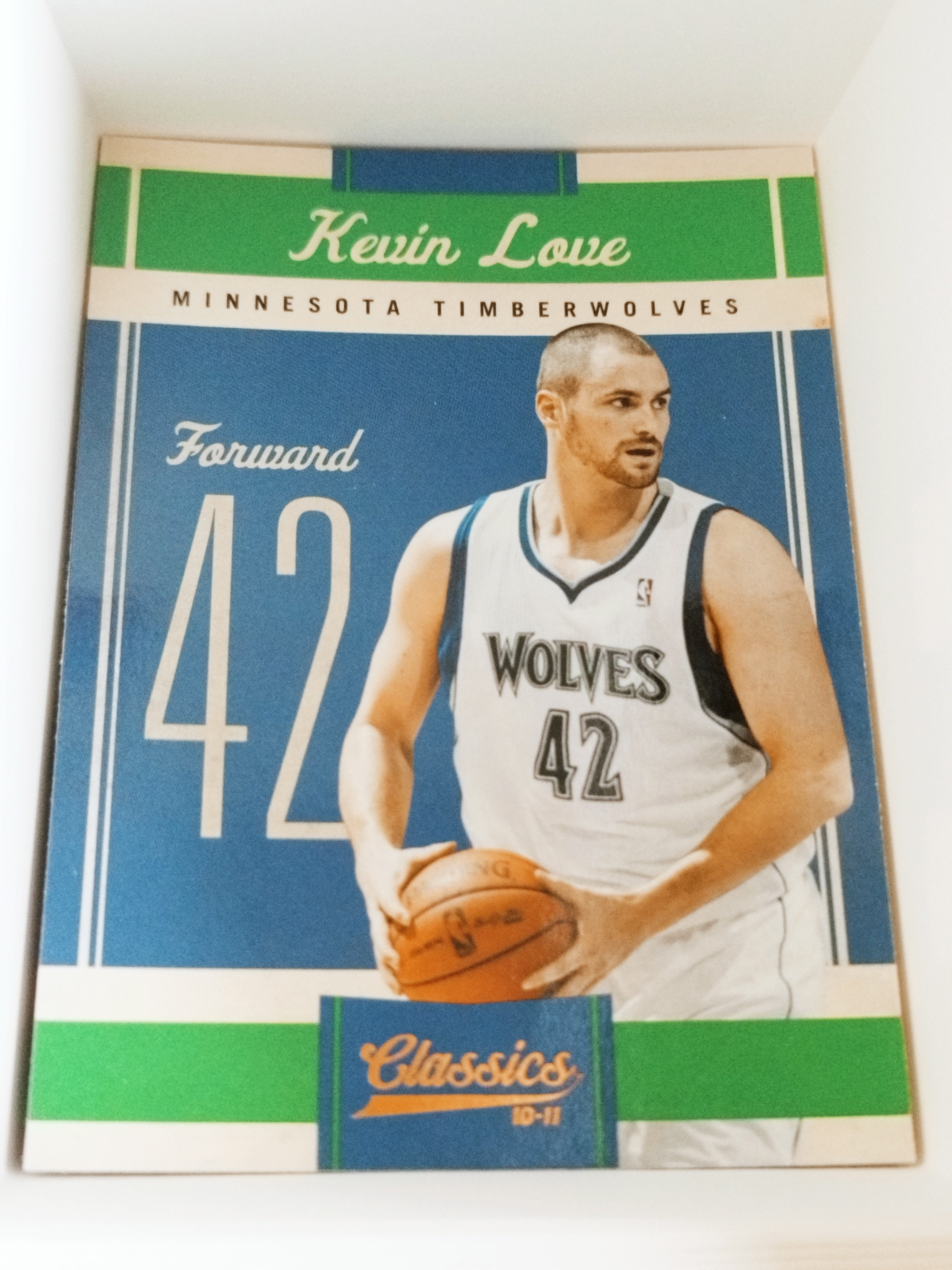 2010-11 Panini Classics #37 - Kevin Love