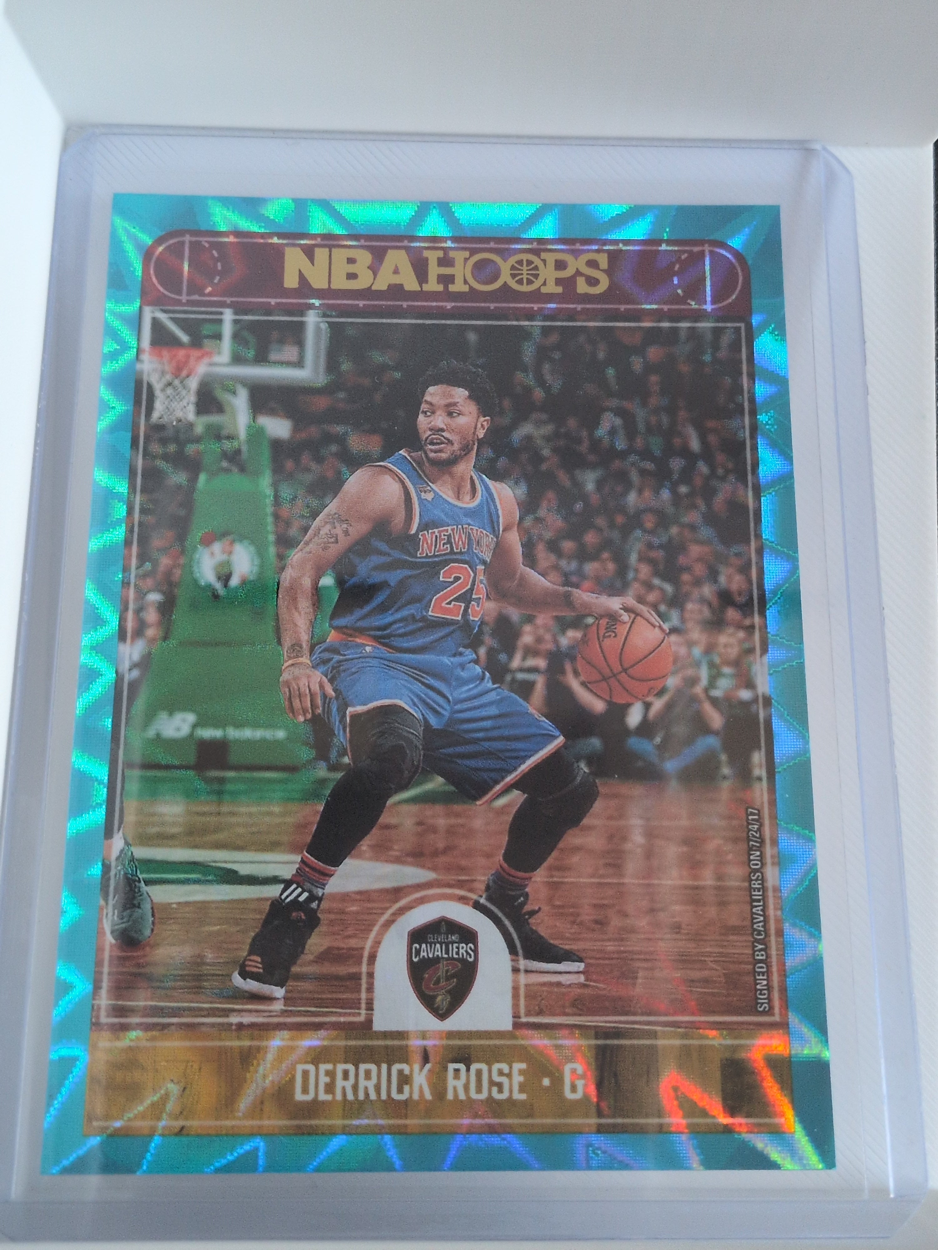 Derrick Rose 2017-18 Panini NBA Hoops Base Teal Explosion #98